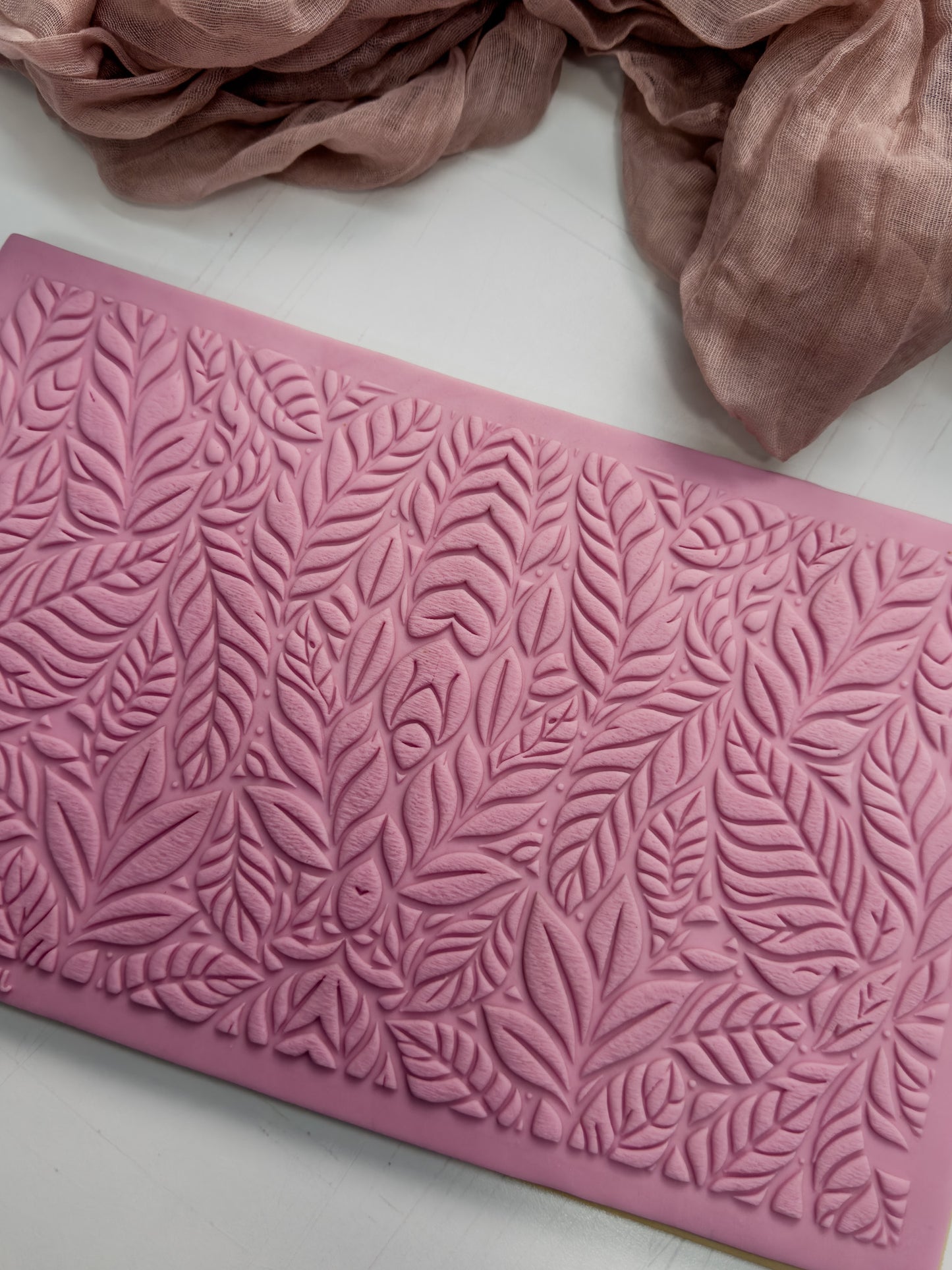 Botanical Leaf Weave Embossing Mat