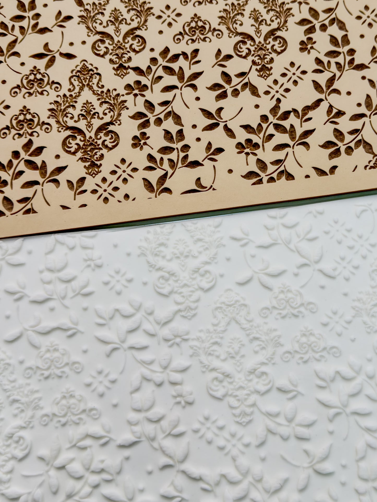 Ornate Garden Damask Embossing Mat
