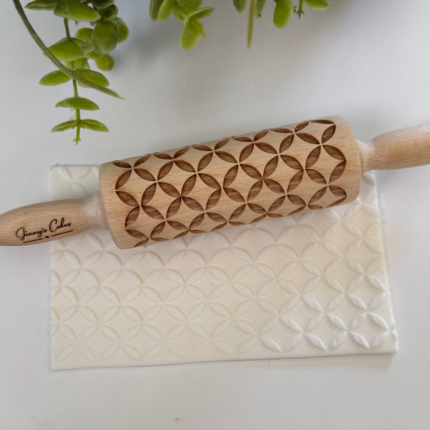 The Mosaic – Geometric Roller Small