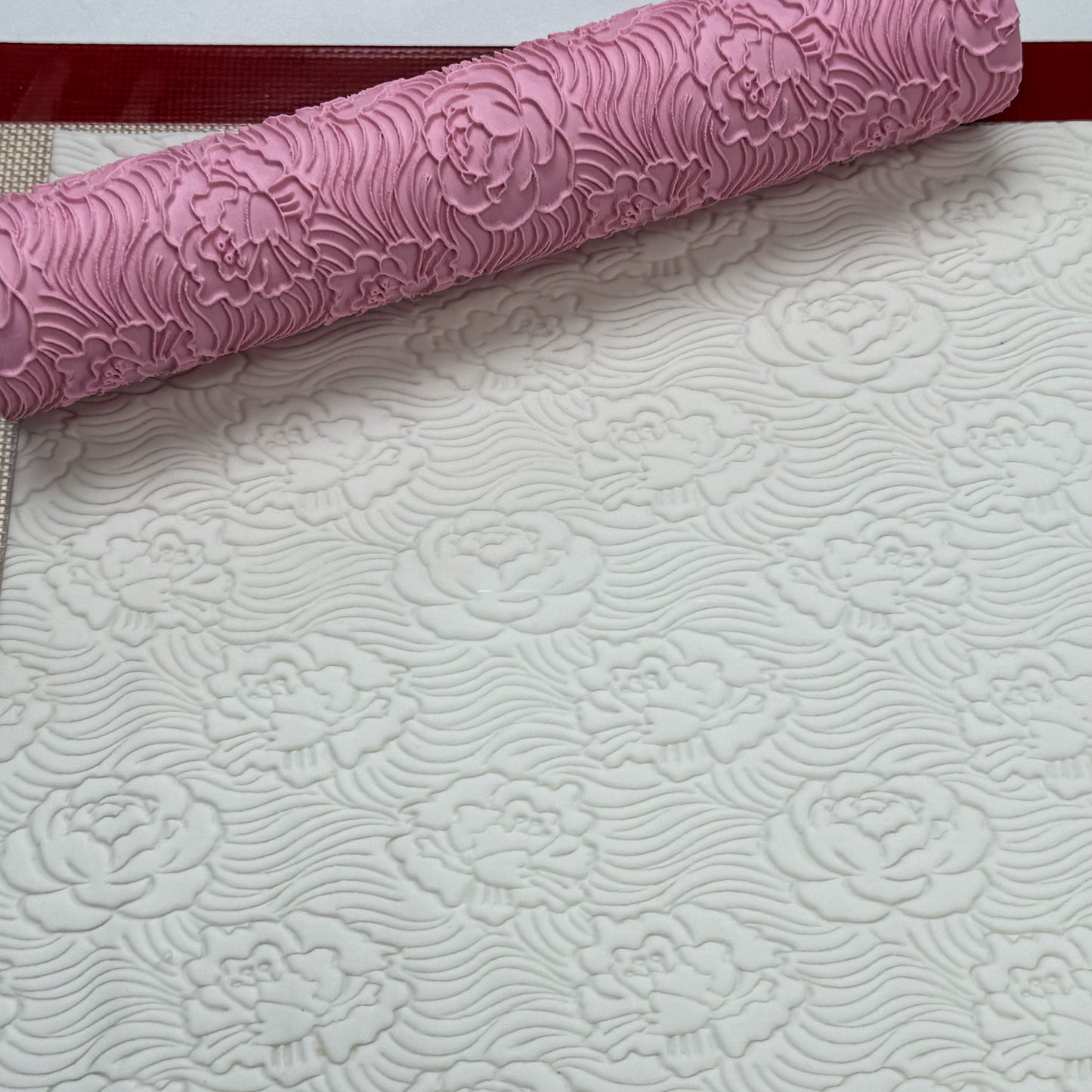 The Veil Textured Roller
