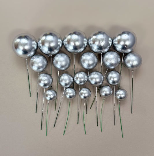 Silver Faux Ball Toppers for Cake Decoration (20 Pcs)