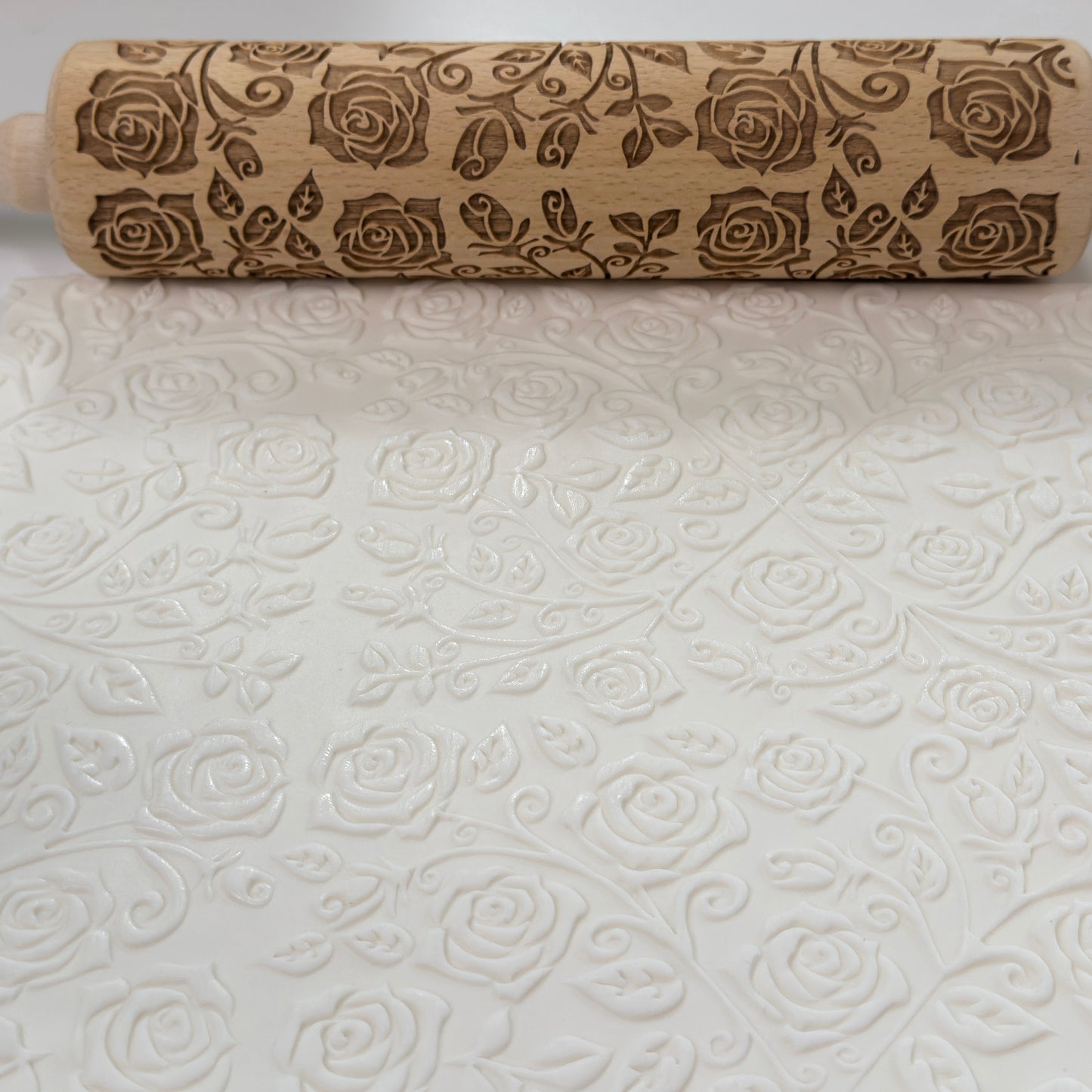 The Eden – Rose Floral Roller