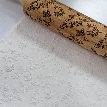 The Briar – Trailing Floral Roller